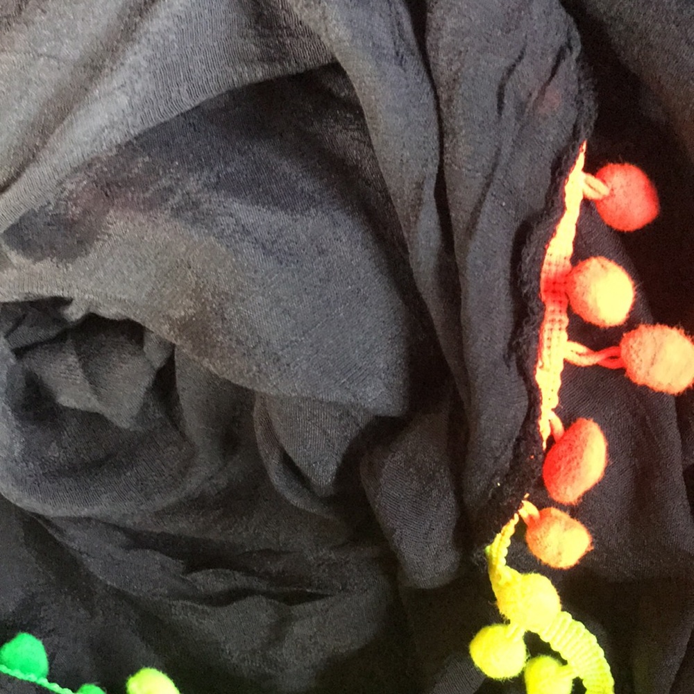 New! Black Rainbow Pom Sarong - Picture 5 of 6